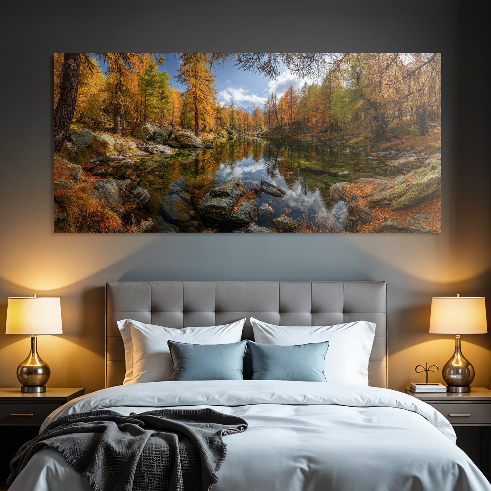 Ruhige Wasserlandschaft Mit Herbstfarben Reflexionen
