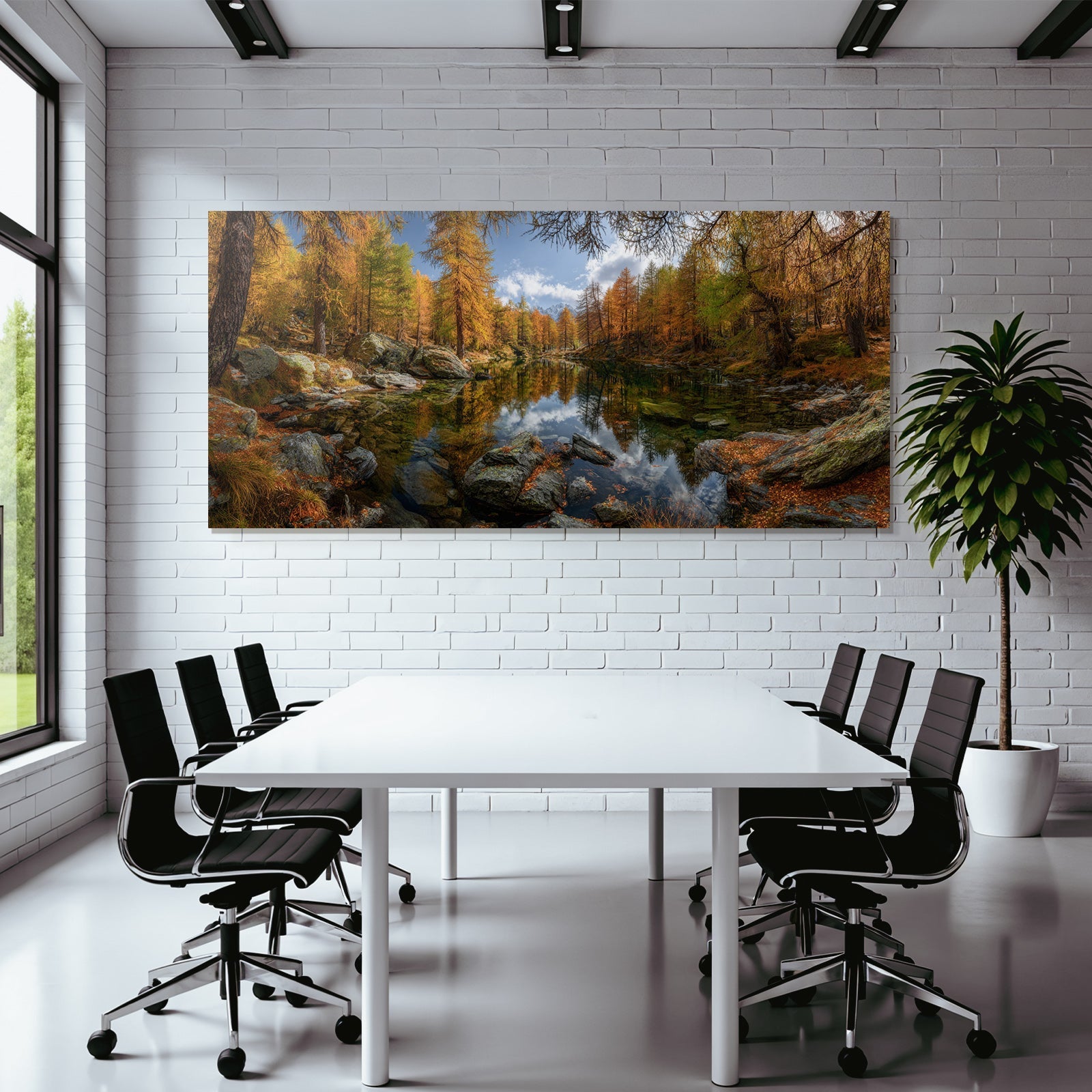 Ruhige Wasserlandschaft Mit Herbstfarben Reflexionen
