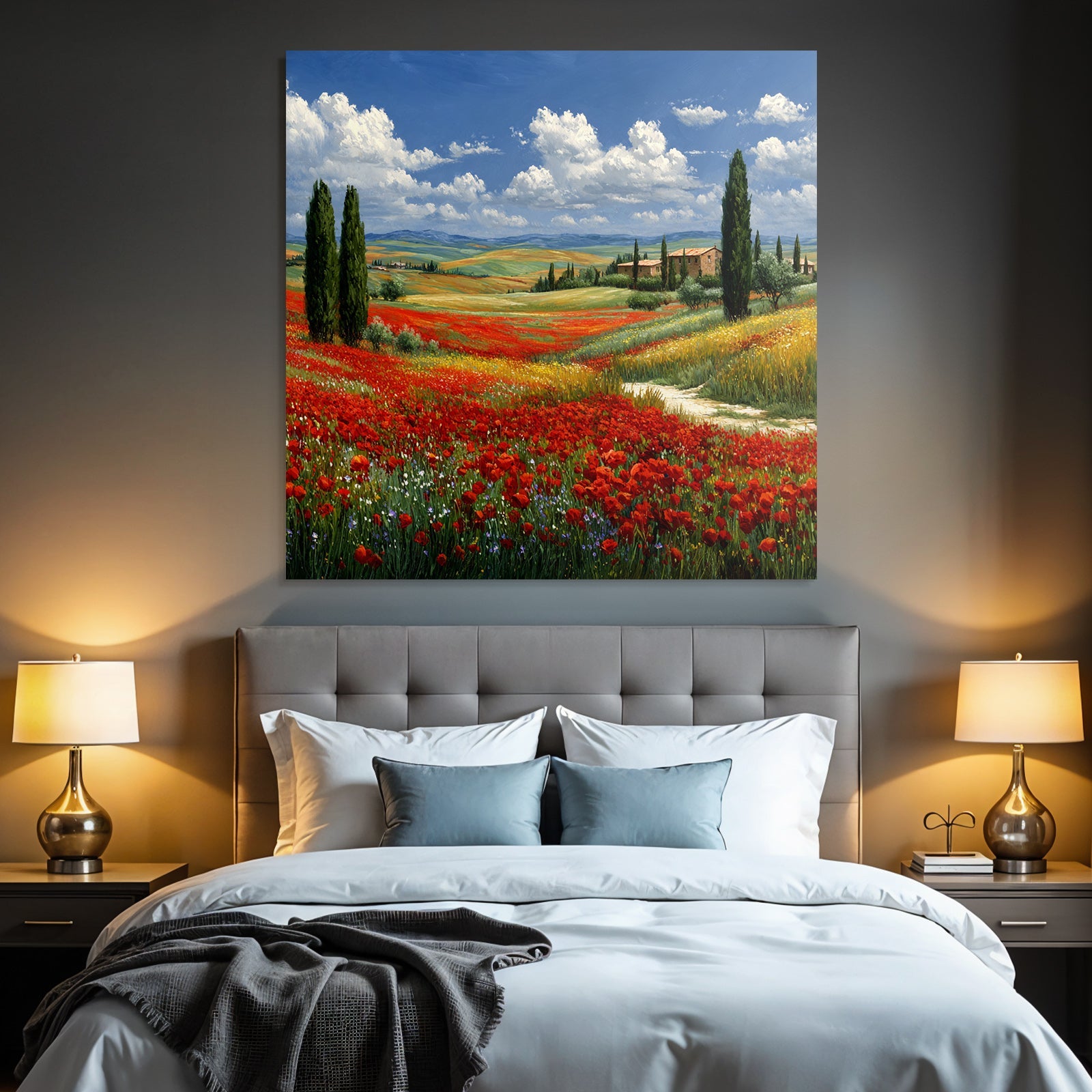 Blumenfeld Mit Roten Mohnblumen Und Hügeln Im Hintergrund