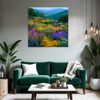 Lebendige Landschaft Wildblumen Wiese Hügel Und Berge
