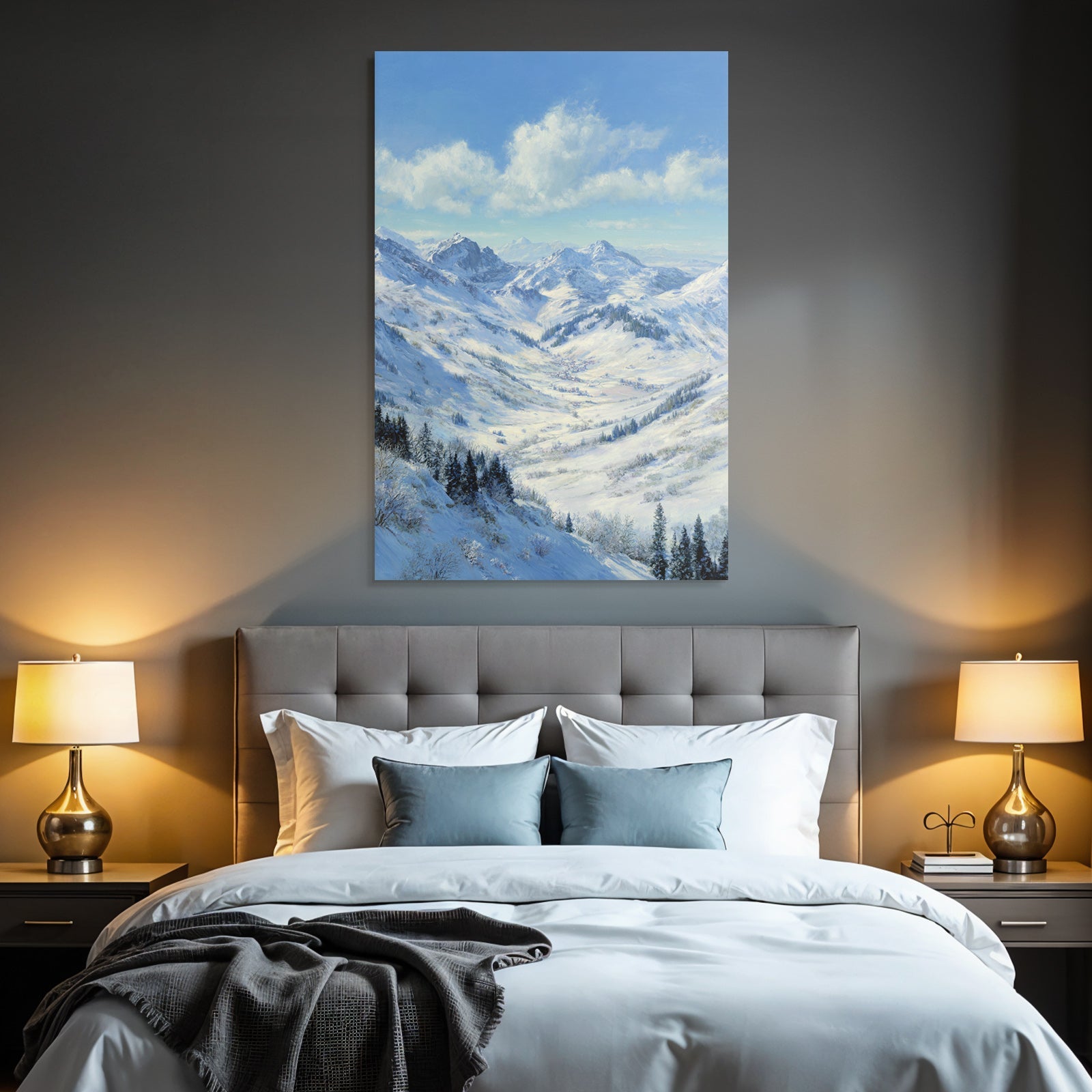 Schneebedeckte Berge Und Evergreen Bäume Unter Blaüm Himmel