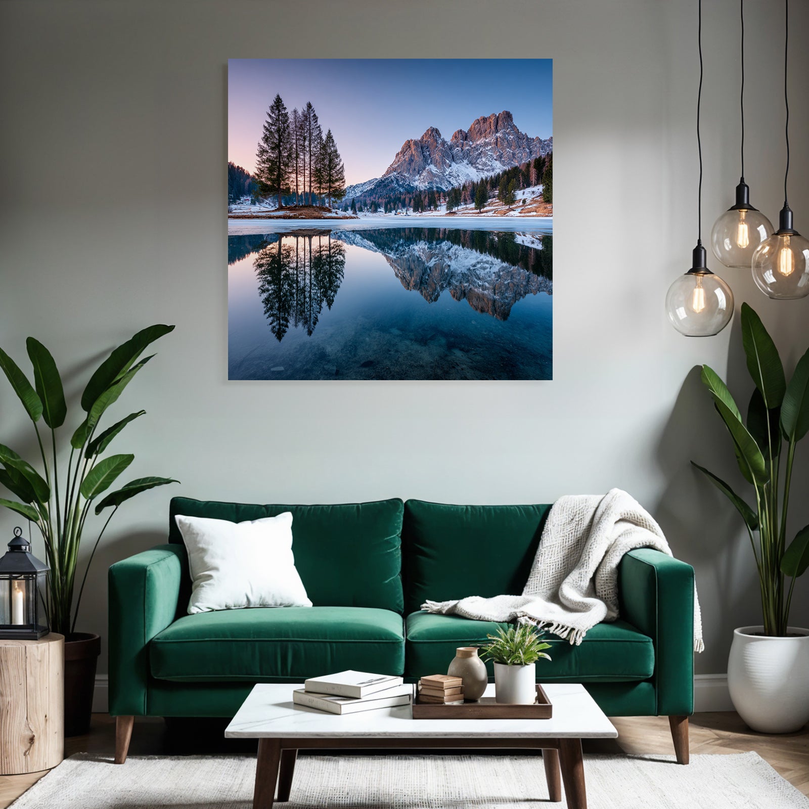 Ruhige Landschaft Schneebedeckte Berge Und See