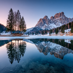 Ruhige Landschaft Schneebedeckte Berge Und See | Winter | Jahreszeiten