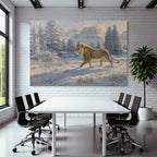 Lion Im Landschaft Mit Tannenbaum Und Bergen
