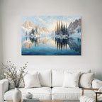 Ruhige Landschaft Mit Schneebedeckten Bergen Und Reflektierendem Wasser
