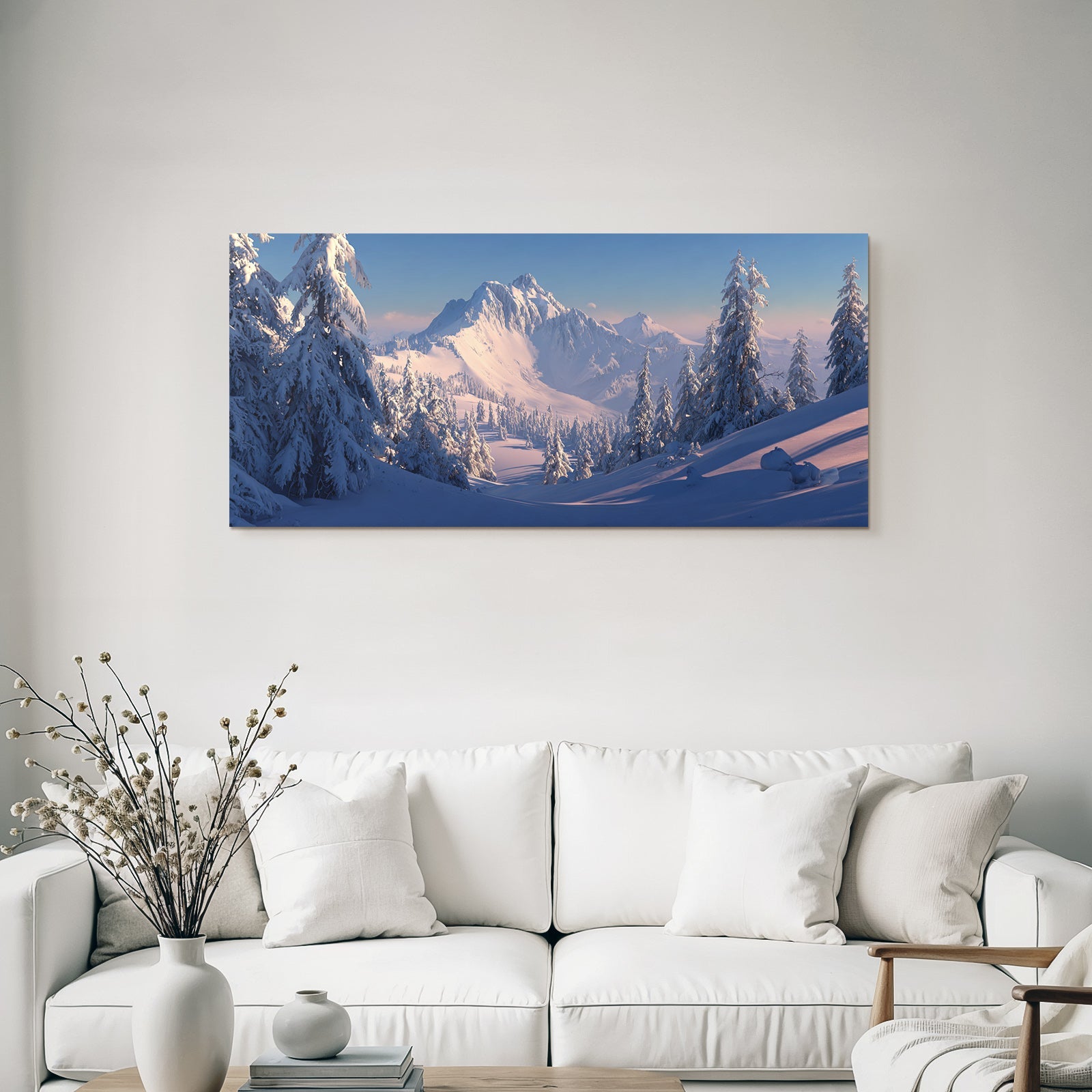 Ruhige Schneelandschaft Mit Bergen Und Tannen Im