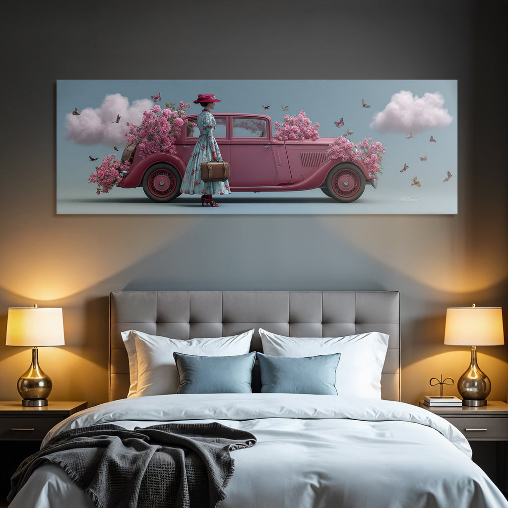 Vintage Rosa Auto Mit Rosen Und Schmetterlingen Und Frauen Mit Koffer