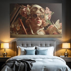 Junges Maedchen Vintage Aesthik Mit Goggles Umgeben Von Blumen Abenteuer Fahrzeug