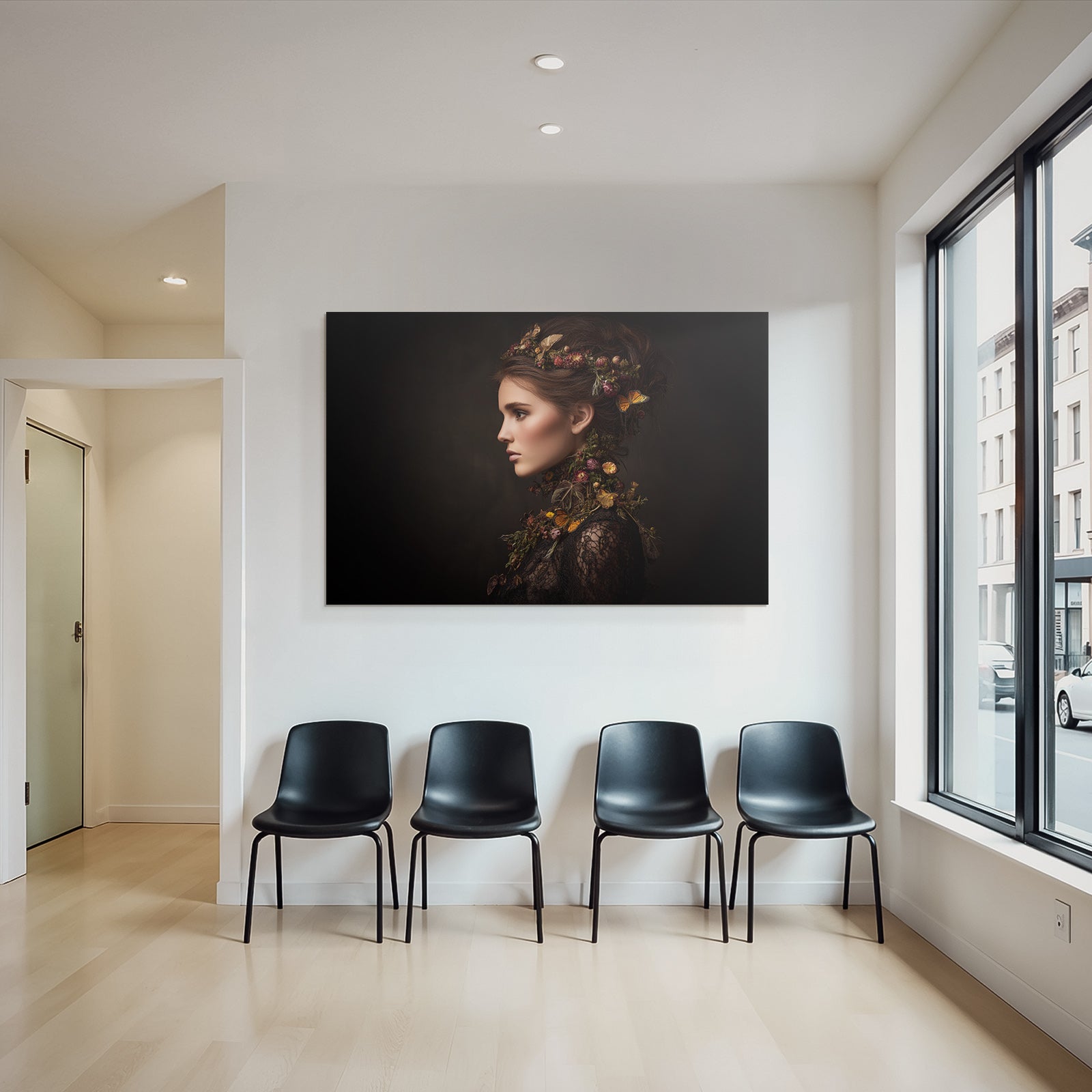 Portrait Der Frau Mit Blumen Und Butterfliegen In Den Hair Und Dunklem Hintergrund