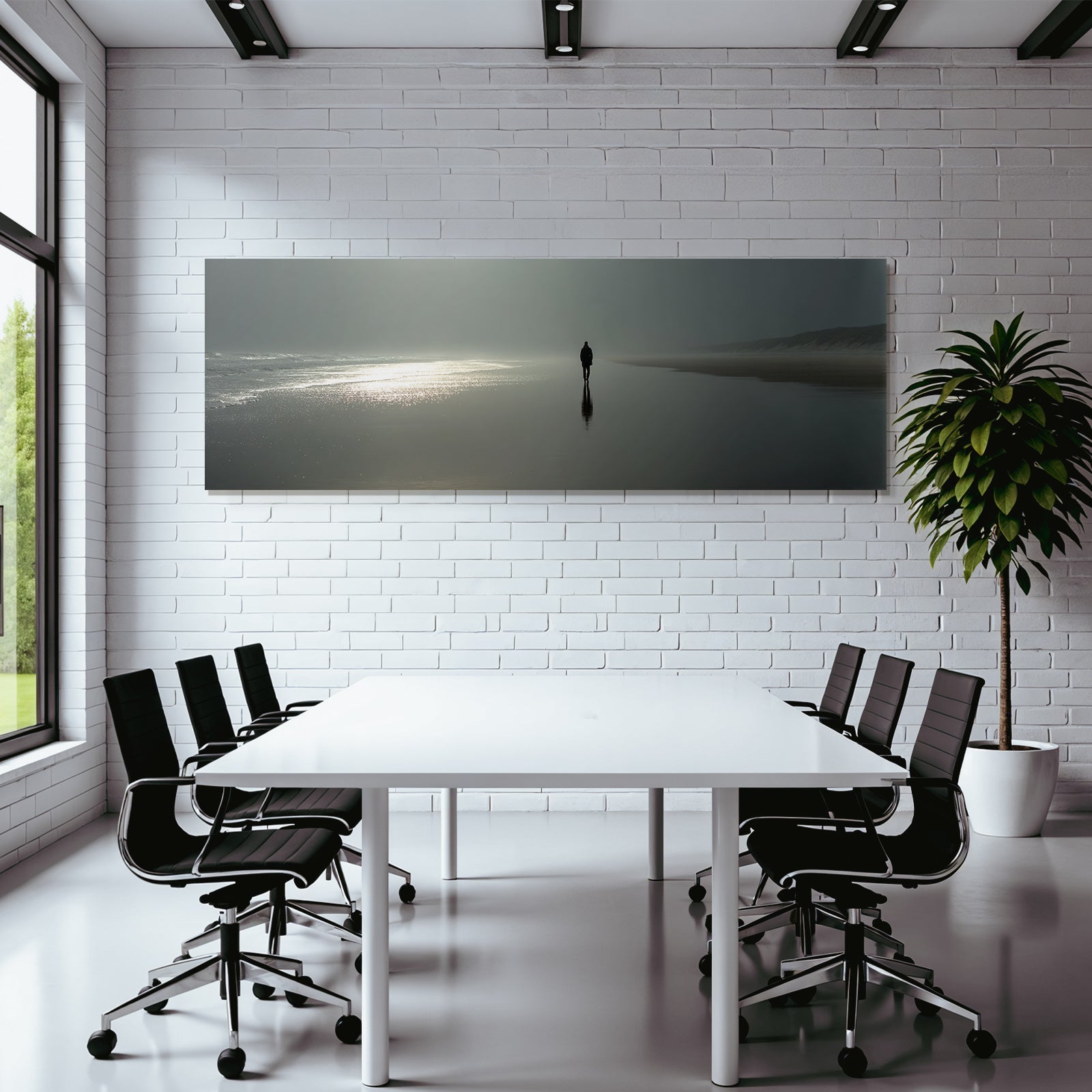 Einsame Figur Am Strand Im Nebel