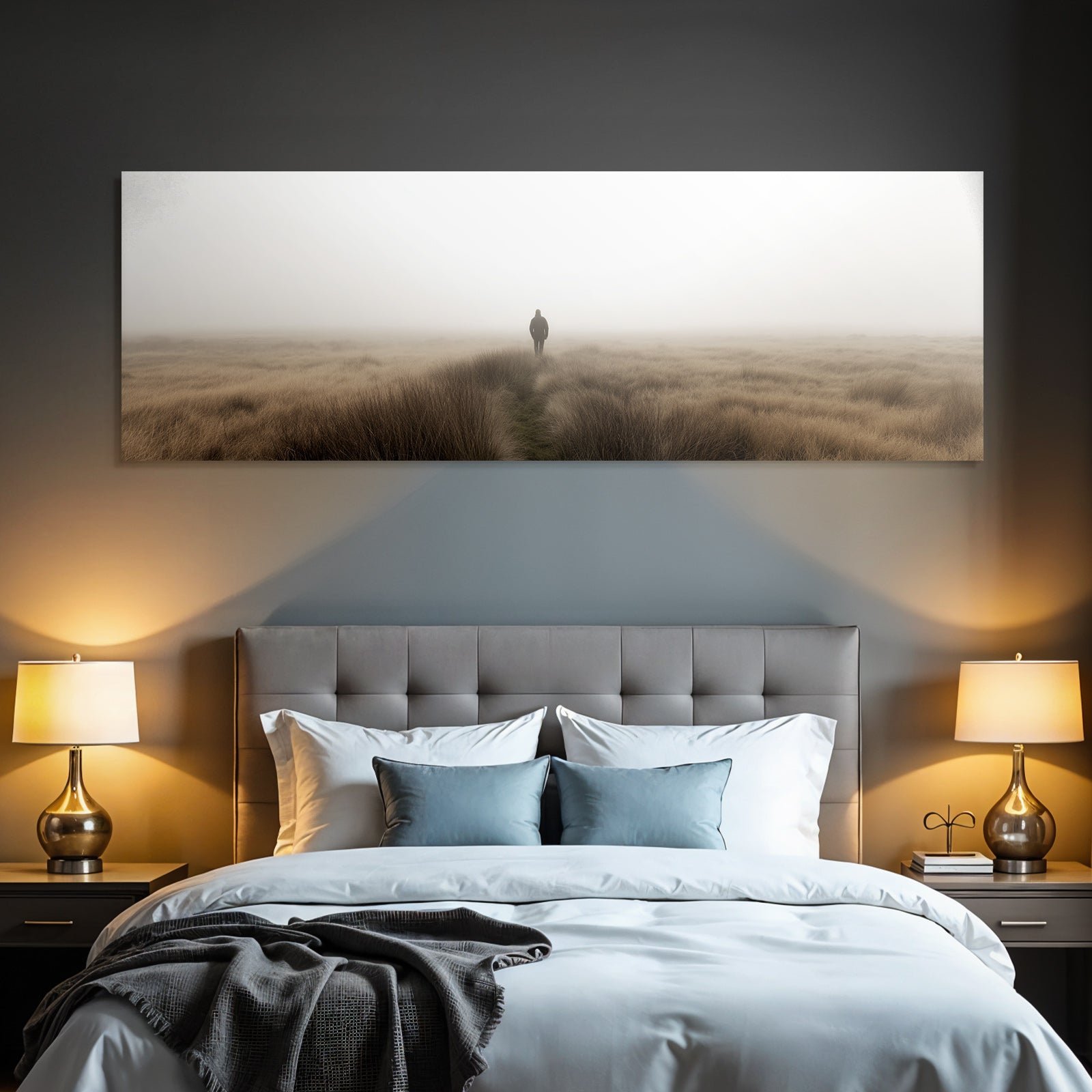 Nebelige Landschaft Person Im Hohen Gras