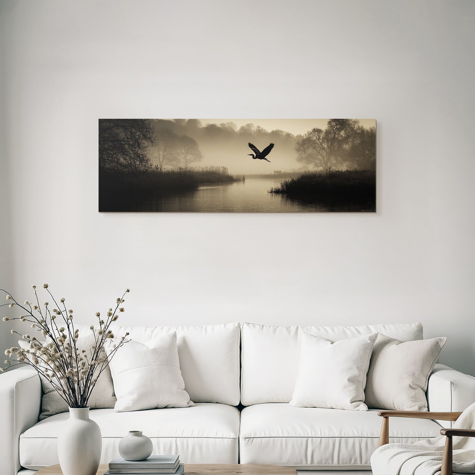 Ruhige Landschaft Mit Fluß Nebel Und Heron