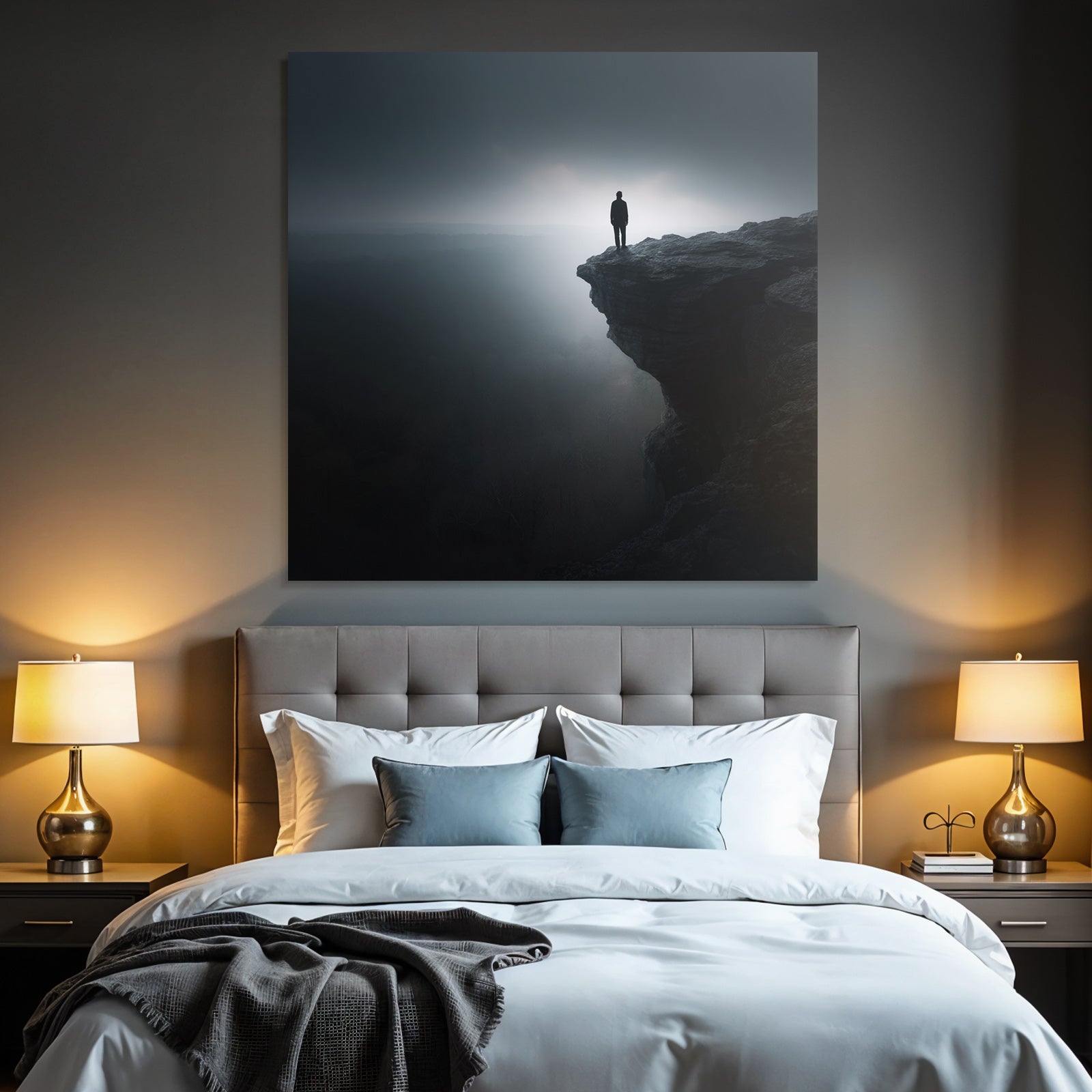 Quadratisch Dramatische Kontemplative Figuren Am Rand Des Kliffs Nebelige Landschaft