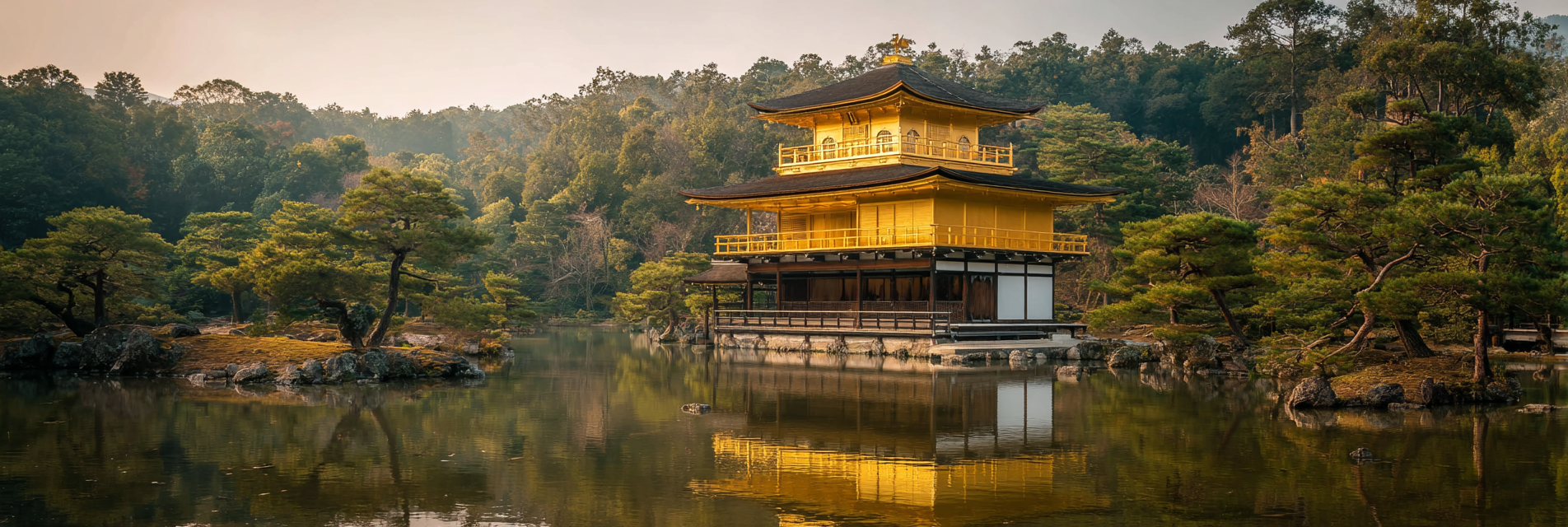 Goldene Pagode Am See In Japanischem Garten | Asien | Laender und Reisen
