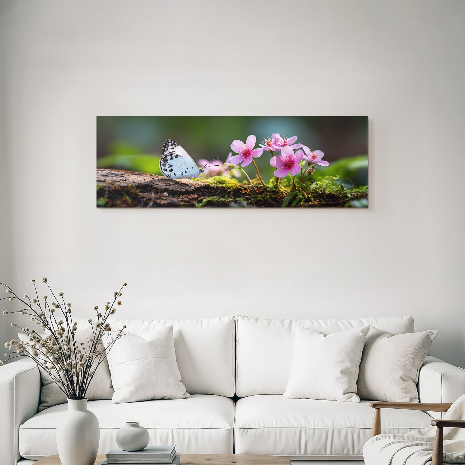 Hellblaür Schmetterling Auf Holz Mit Rosa Blumen Und Moos