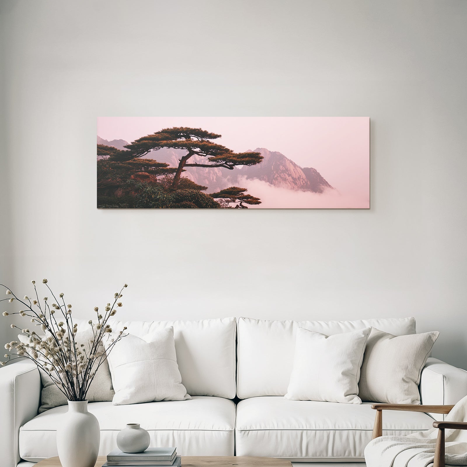 Ruhige Landschaft Mit Imposantem Baum Und Mystischen Bergen Im Morgennebel