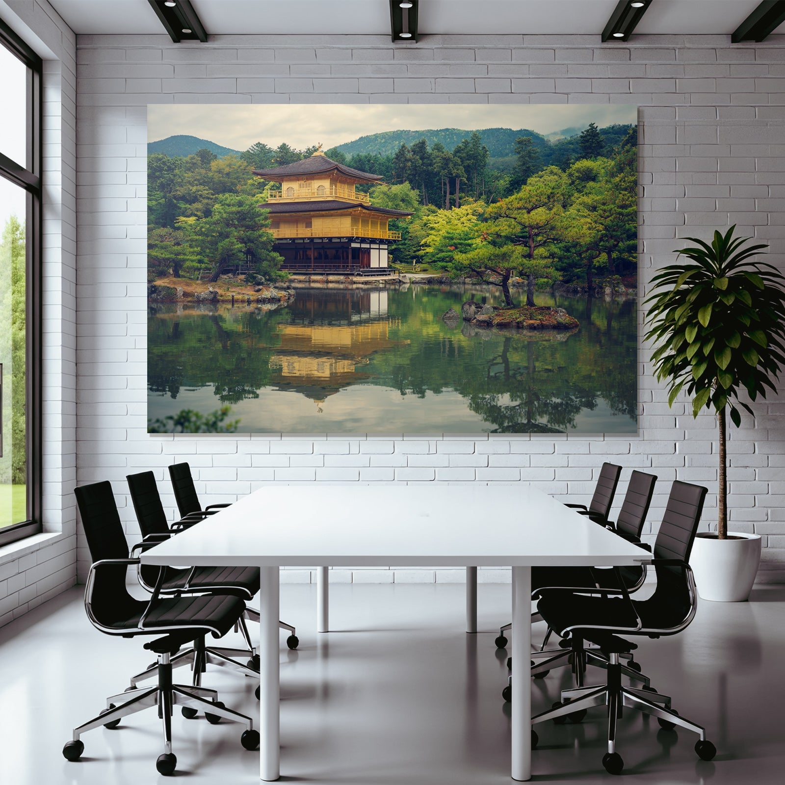 Japanischer Tempel Am Wasser Mit Spiegelung