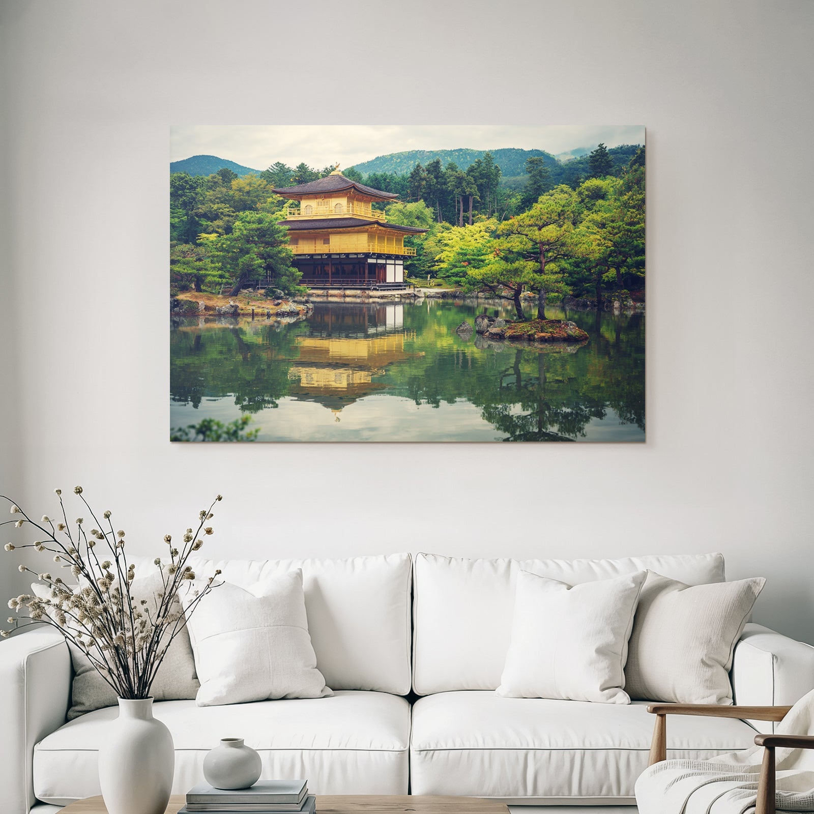 Japanischer Tempel Am Wasser Mit Spiegelung