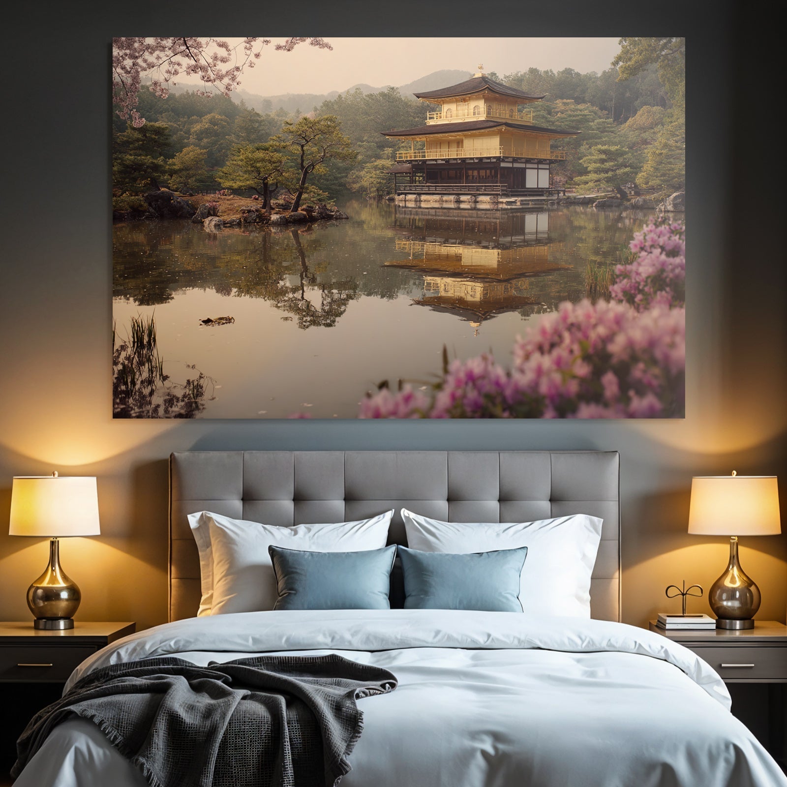 Japanischer Tempel Am Wasser Mit Kirschblüten