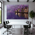Landschaft Mit Seespiegelung Und Violetten Blüten