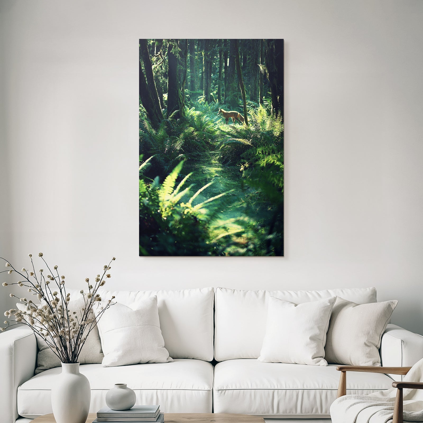 Verzauberter Wald Mit Fuchs Und Spiegelndem Wasser