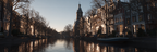 Gemütliche Grachtenszene In Amsterdam Im Goldenen Licht | Staedtekunst | Laender und Reisen