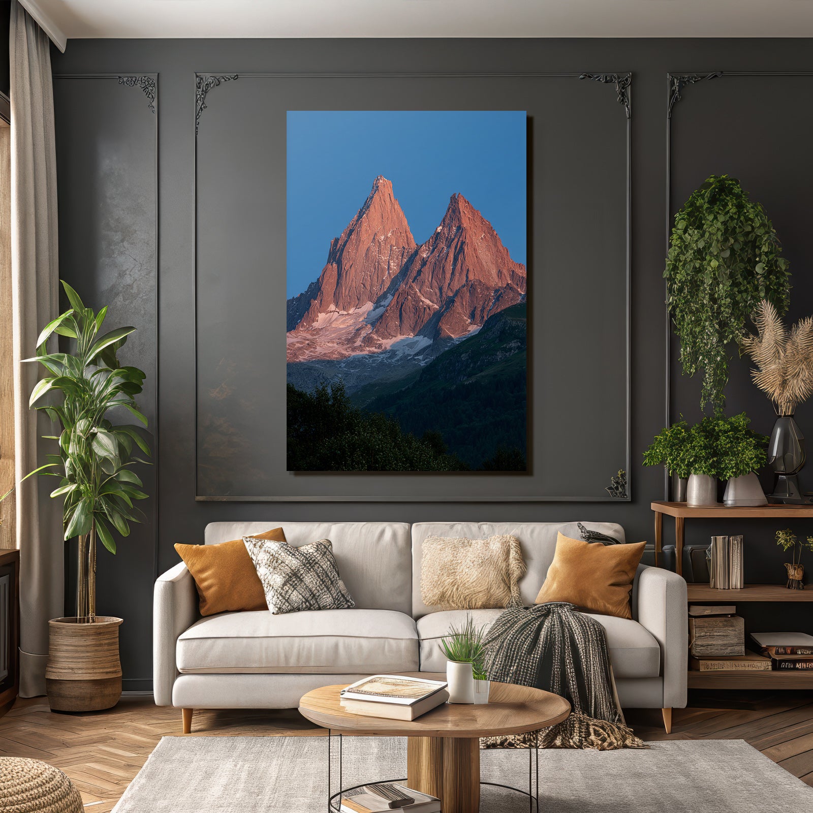 Berge Und Panoramen Berglandschaft Mit Sonnenlichtern Und Schneebedeckten Gipfeln