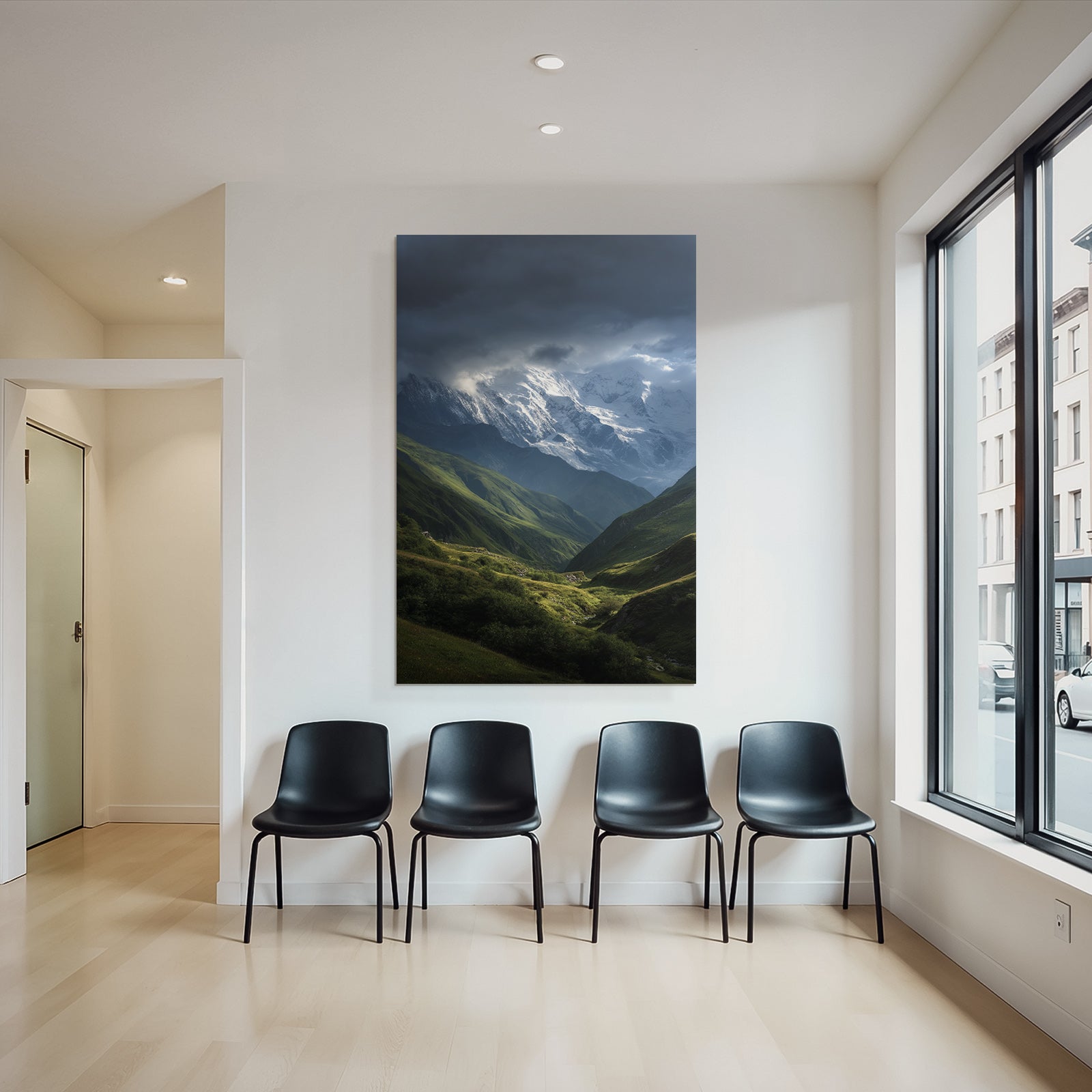 Berge Und Panoramen Dramatische Berglandschaft Mit Schneebedeckten Spitzen Lichtung Und Schatten