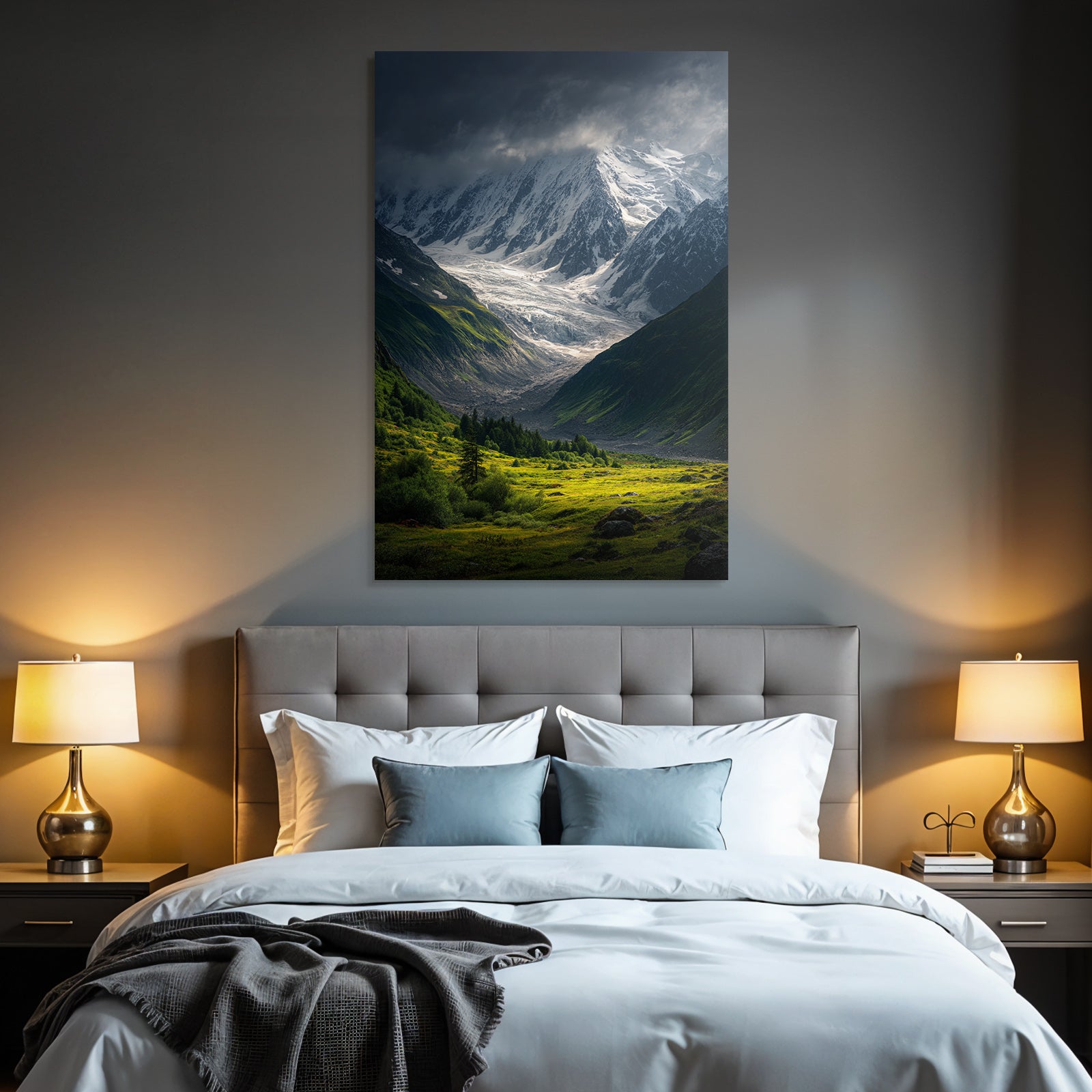 Berge Und Panoramen Dramatische Landlandschaft Mit Bewaldeten Tälern Und Schneebedeckten Bergen