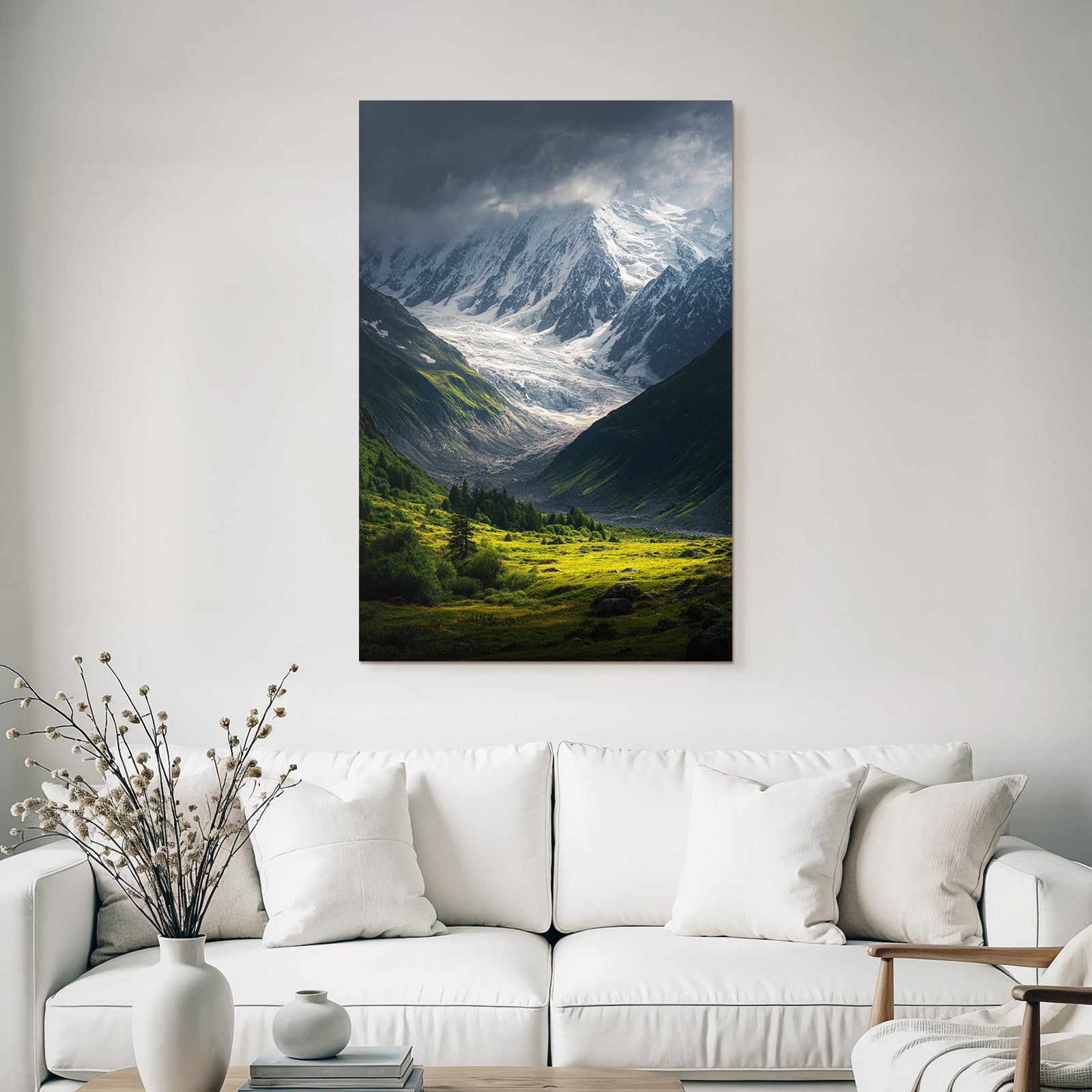 Berge Und Panoramen Dramatische Landlandschaft Mit Bewaldeten Tälern Und Schneebedeckten Bergen