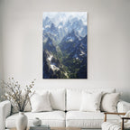 Berge Und Panoramen Gebirgige Landlandschaft Mit Grünen Pflanzen Und Felsigem Gelände