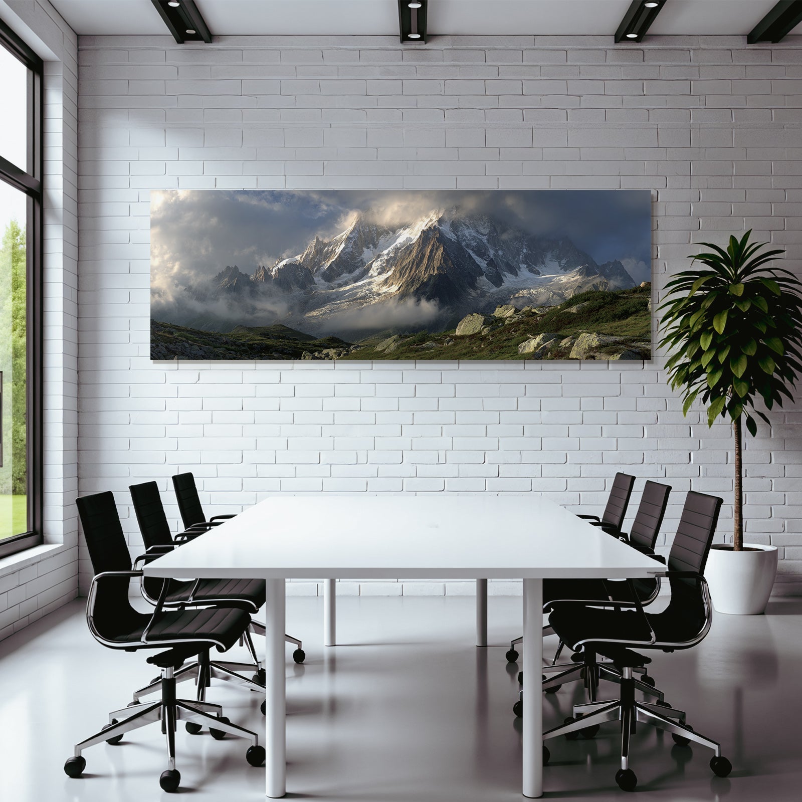 Berge Und Panoramen Dramatische Berglandschaft Mit Schnee Und Wolken