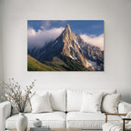 Berge Und Panoramen Dramatische Berganlage Mit Jagged Spitze Und Wolken Dawn Dusk