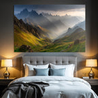 Berge Und Panoramen Dramatische Berglandschaft Mit Meadow Und Peaks