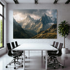 Berge Und Panoramen Dramatische Berglandschaft Mit Sonnenlicht Und Vegetation