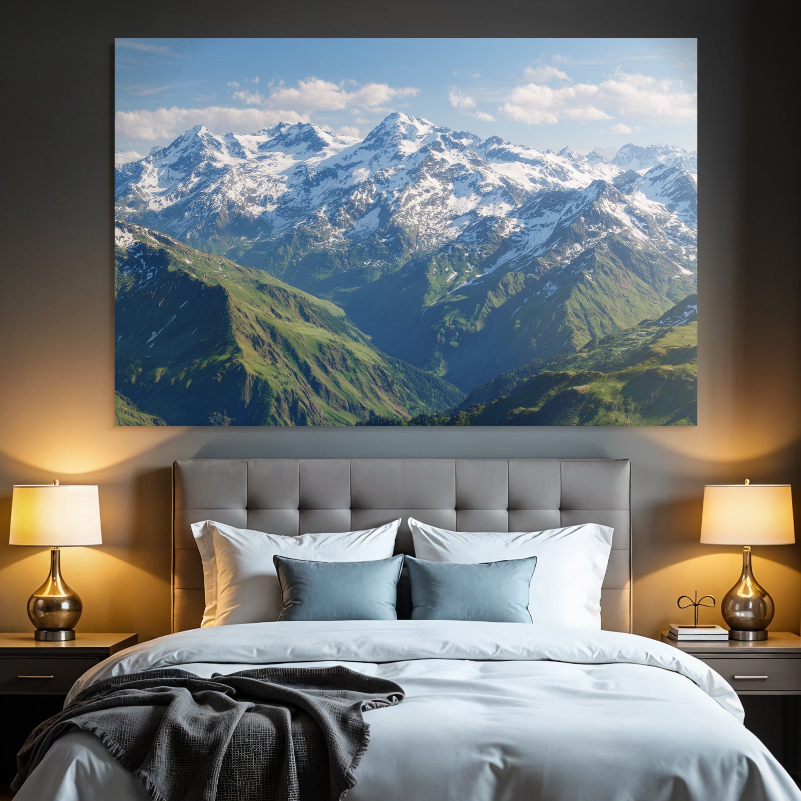 Berge Und Panoramen Schneebedeckte Berge Grüne Talansicht Himmel Mit Wolken
