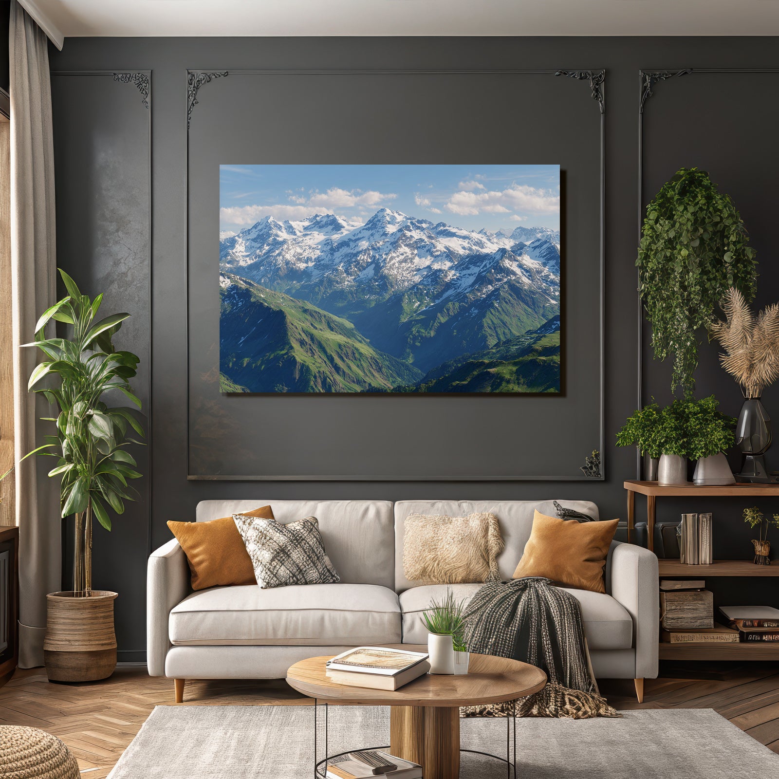 Berge Und Panoramen Schneebedeckte Berge Grüne Talansicht Himmel Mit Wolken