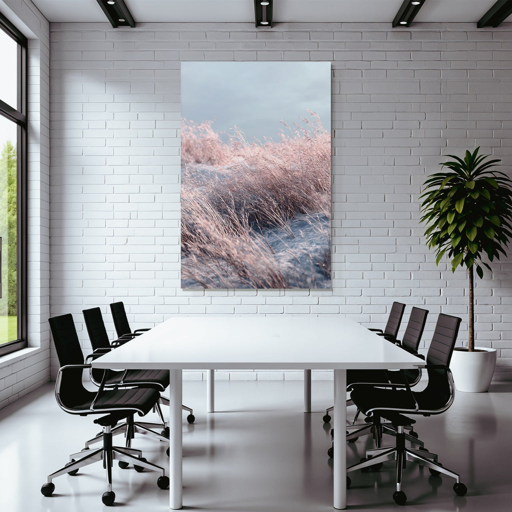 Tall Grasses In Soft Muted Landscape Tranquility And Natural Beauty | Duenen und Heide | Landschaften