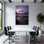 Dramatische Berglandschaft Mit Reflexion Im Wasser Mystische Atmosphäre