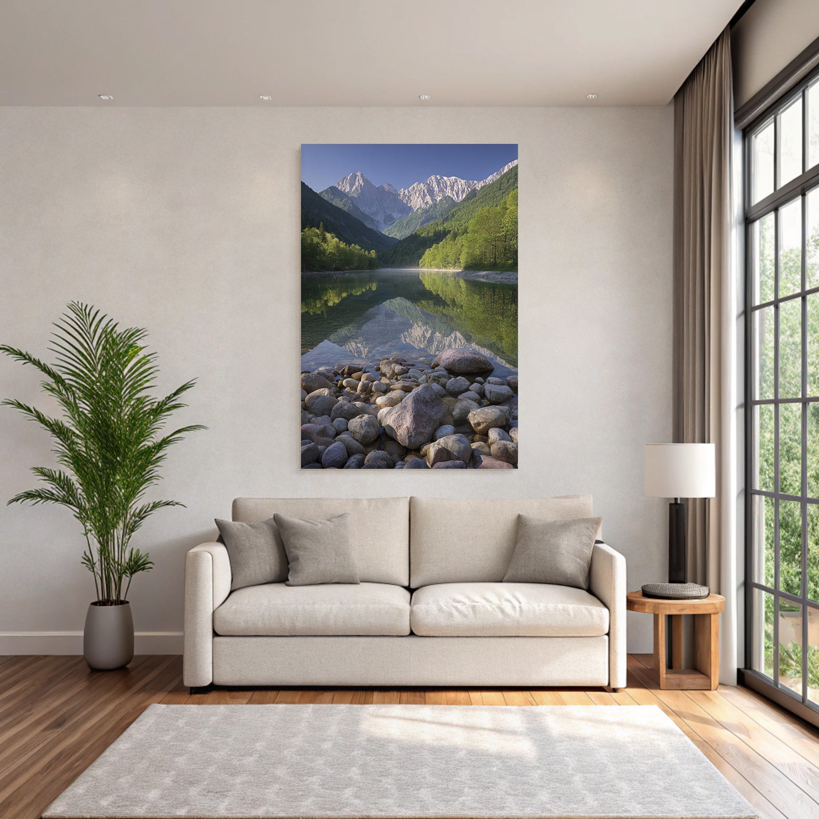 Ruhige Natur Landschaft Mit Reflektion Und Grünen Baeumen