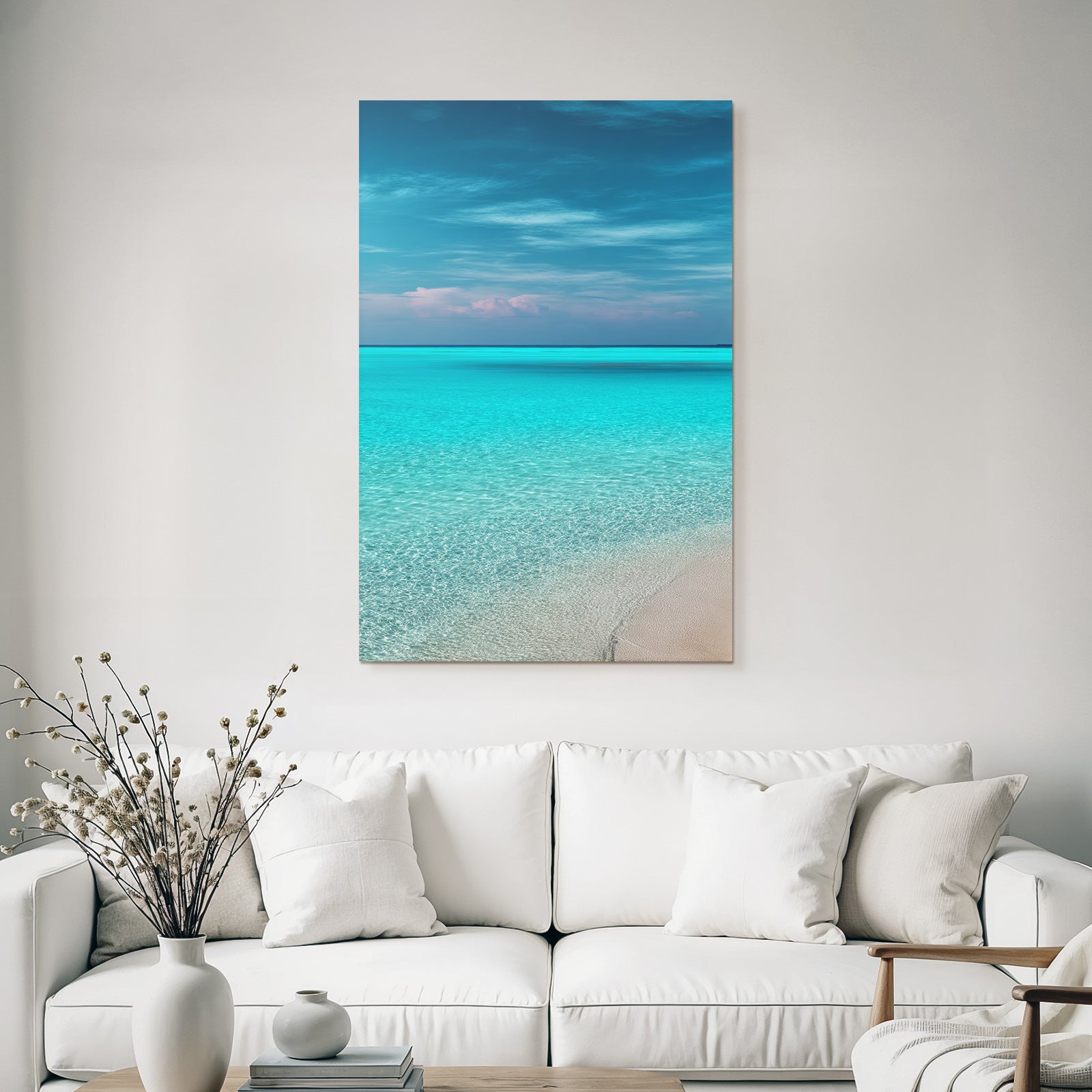 Ruhiger Strand Klare Wasser Sandige Kuste Blaür Himmel