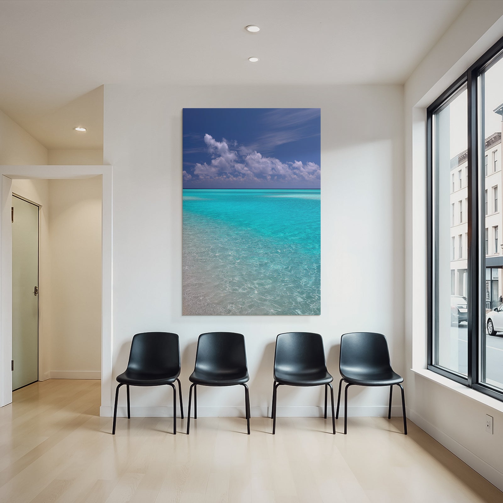 Ruhiger Strand Turquoise Wasser Himmel Wolken
