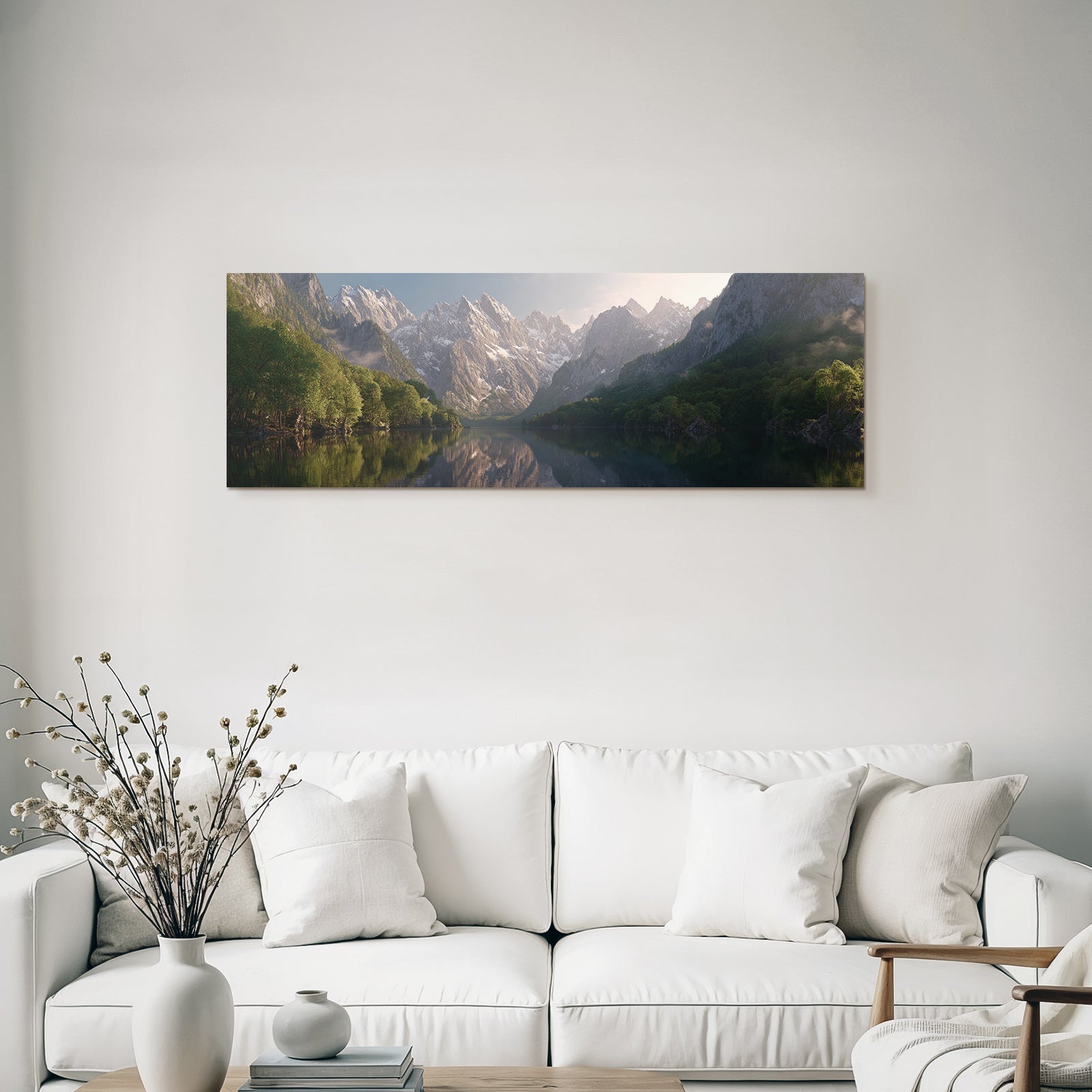 Friedliche Landschaft Mit Bergen Und See