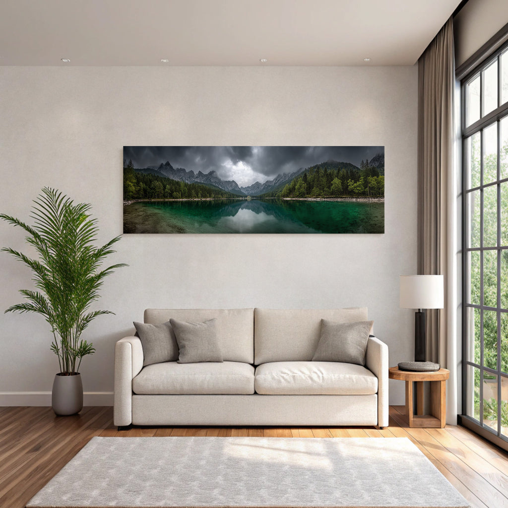 Panoramablick Auf Den See Umgeben Von Bergen Und Wäldern