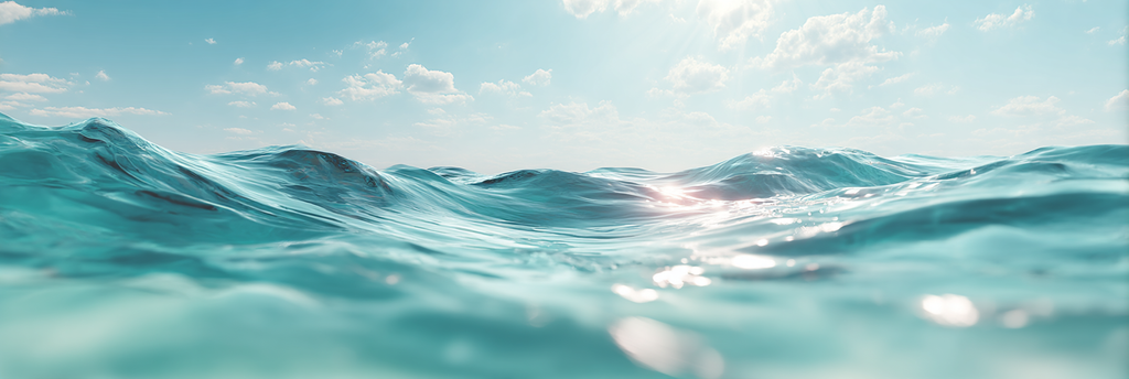 Ruhiges Meer Szenario Mit Sanften Wellen Unter Einem Klaren Himmel | Seen und Unterwasserwelten | Landschaften