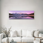 Stimmungsvolles Landschaftsbild Mit Reflektion Im See Und Gebirgen Dawn Dusk