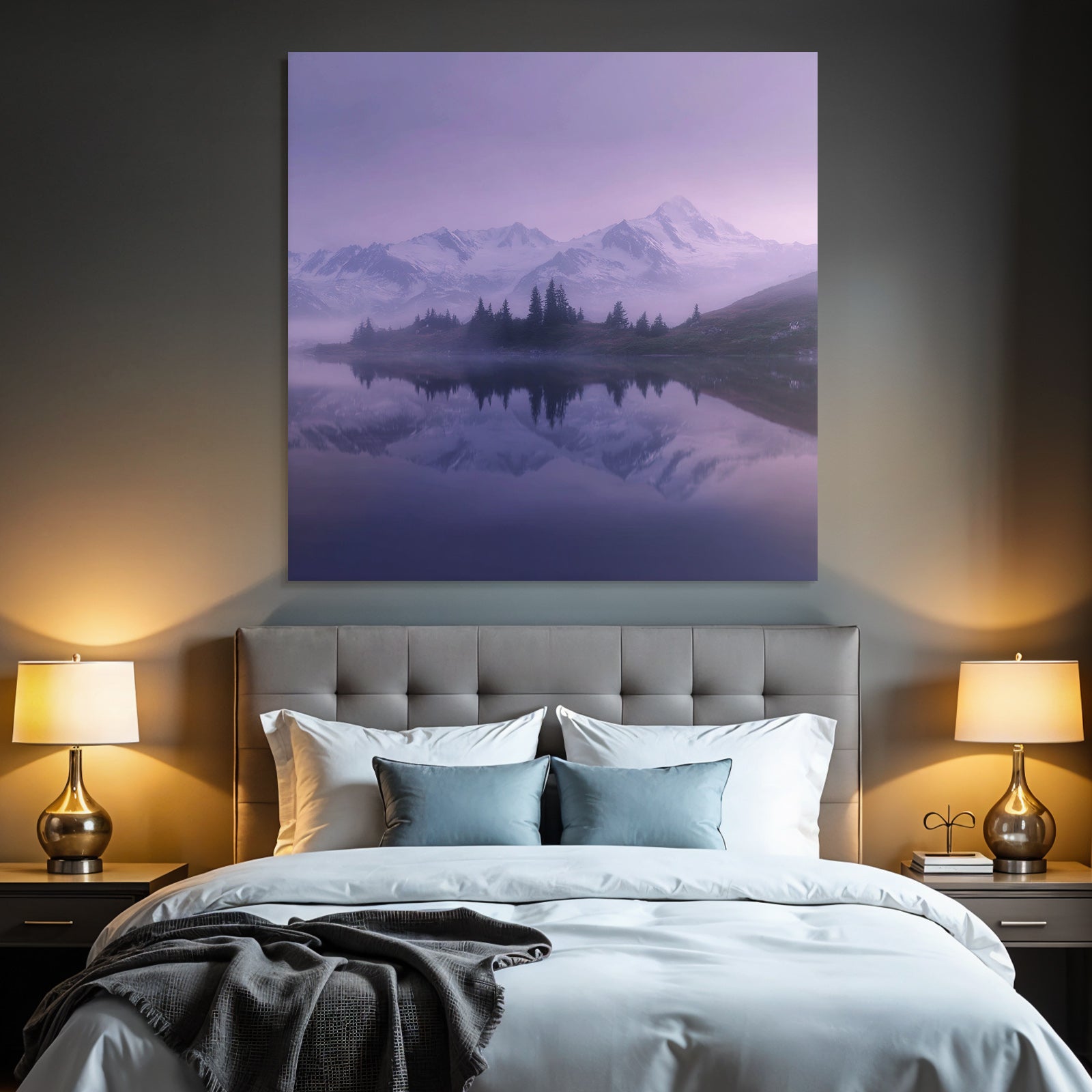 Ruhige Landschaft Mit Mountains Und Wasser Mit Nebel