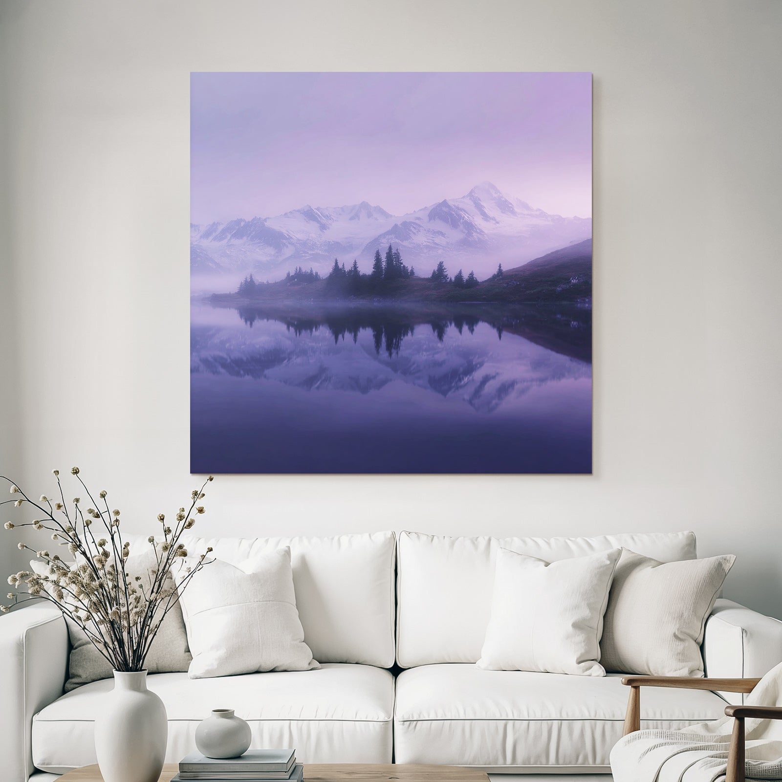 Ruhige Landschaft Mit Mountains Und Wasser Mit Nebel