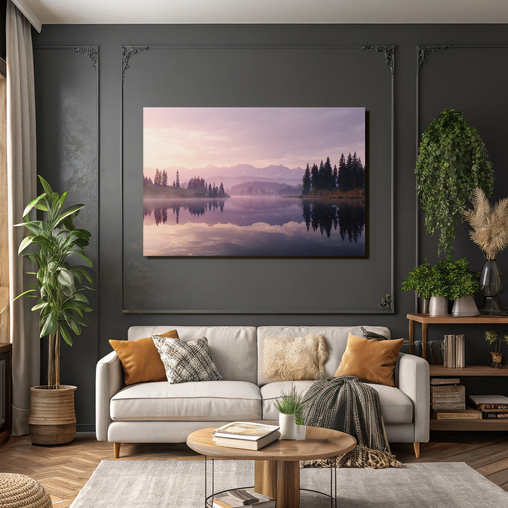 Ruhige Landschaft Am See Umgeben Von Bergen Und Tannen Dawn Dusk