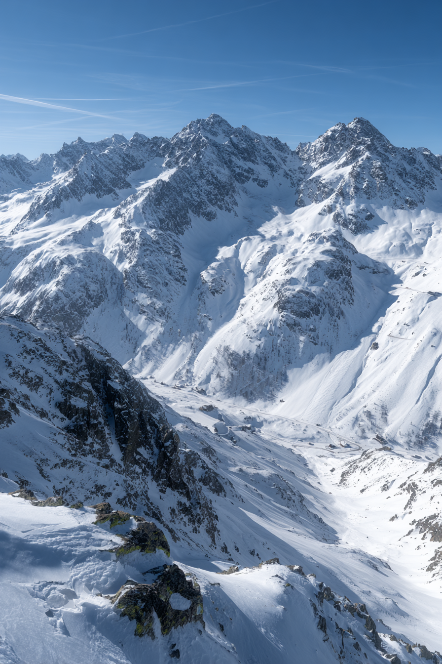 Winter Schneebedeckte Berge Winterlandschaft Blaür Himmel | Winterlandschaften | Landschaften